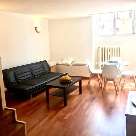 Yourvacanza Navigli Loft Apartment Milan Luaran gambar