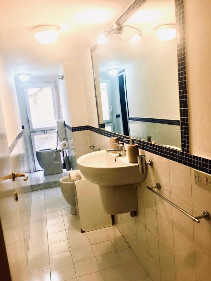 Yourvacanza Navigli Loft Apartment Milan Luaran gambar