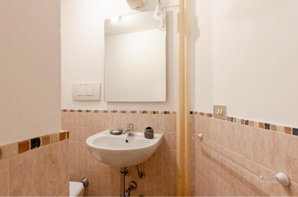 Yourvacanza Navigli Loft Apartment Milan Luaran gambar